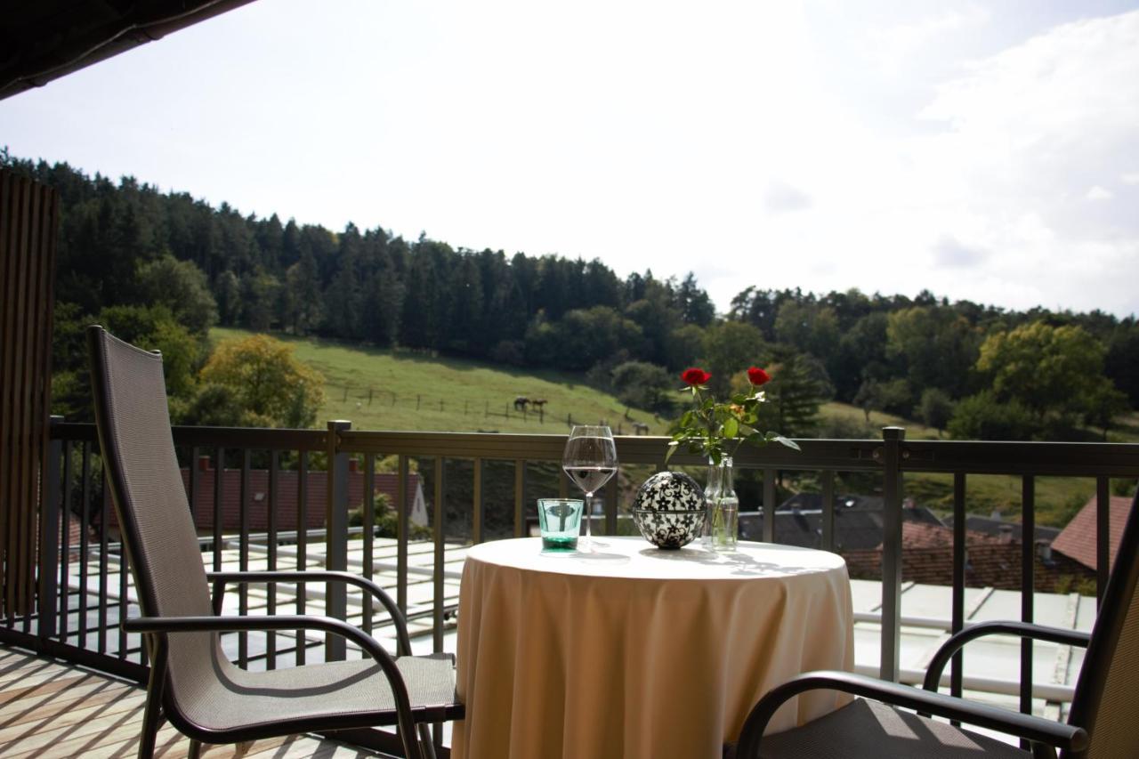 Hotel Kupfer-Dachl Katzelsdorf Exteriér fotografie